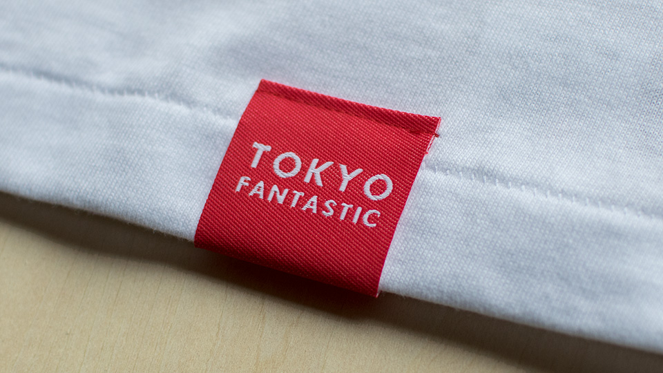 Japan T-shirt by TOKYO FANTASTIC 赤いブランドタグ（日本製/Made in Japan）